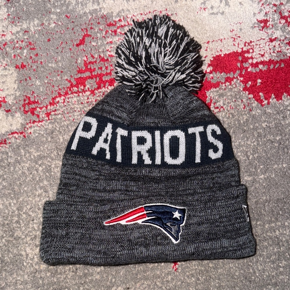 New Era Gray NFL Patriots Beanie